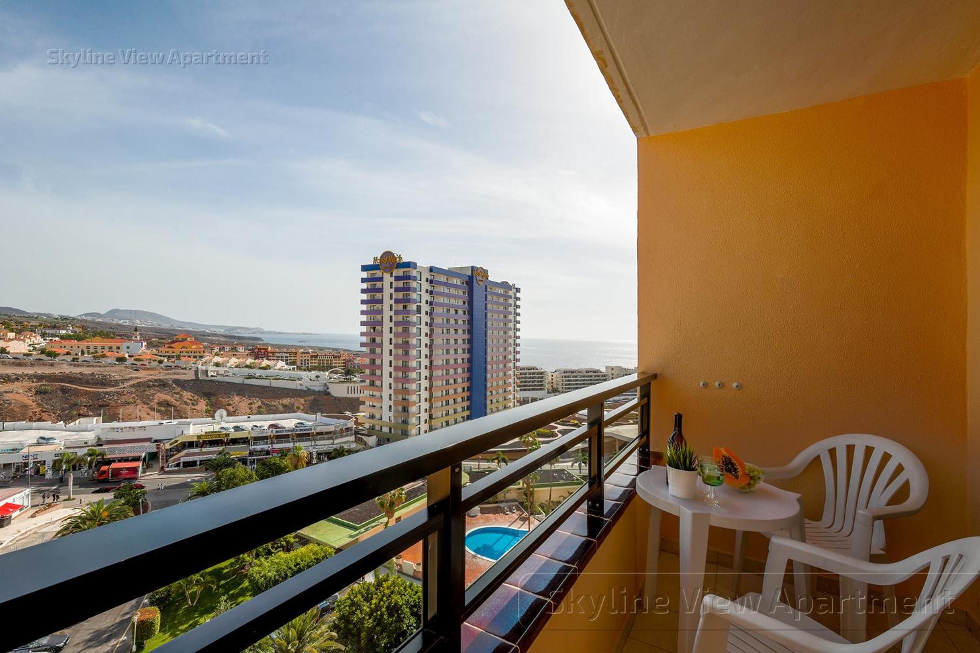 Skyline View Apartment - Free Private Parking Including & Guest Bonus 阿德耶 外观 照片